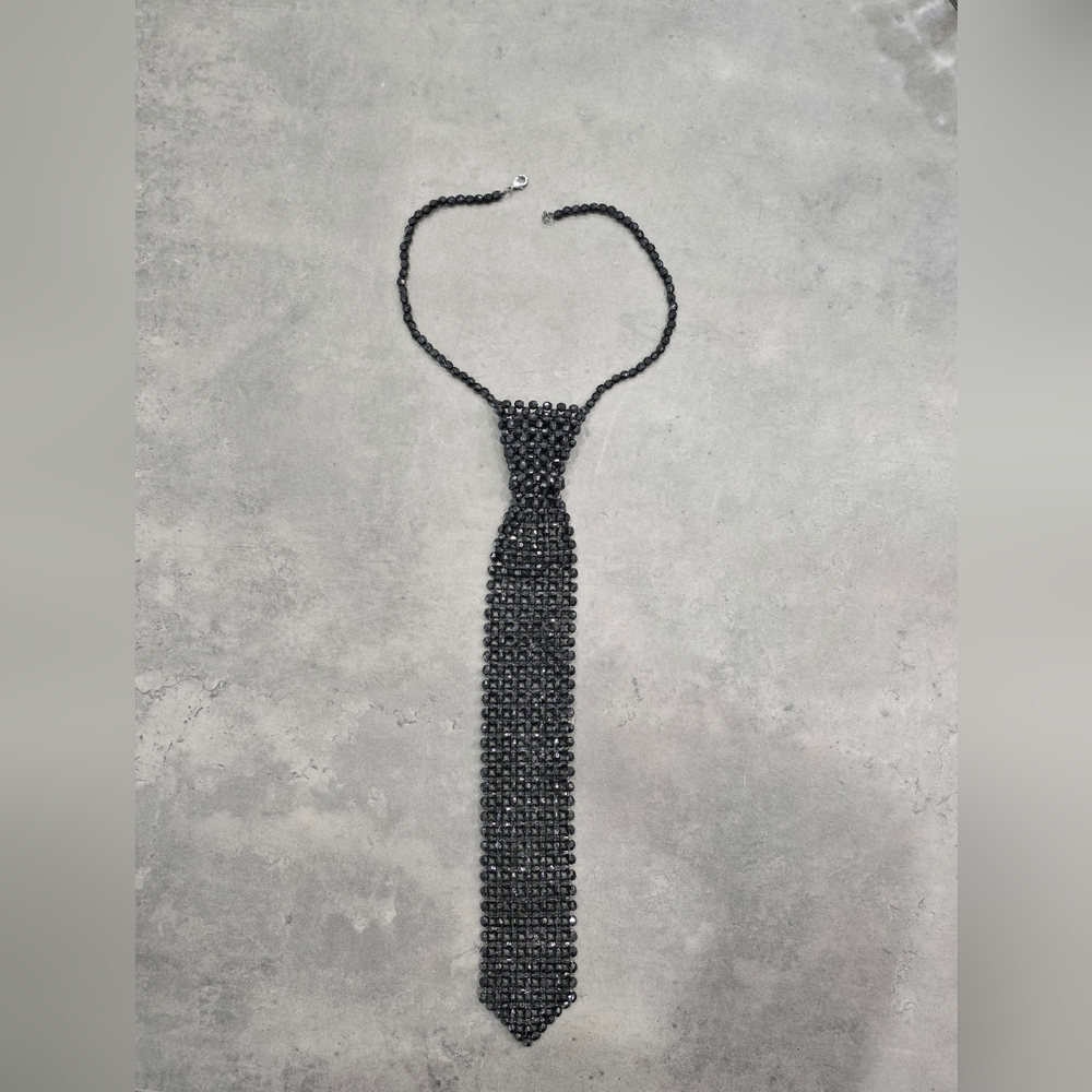 Black Beaded Necklace Tie